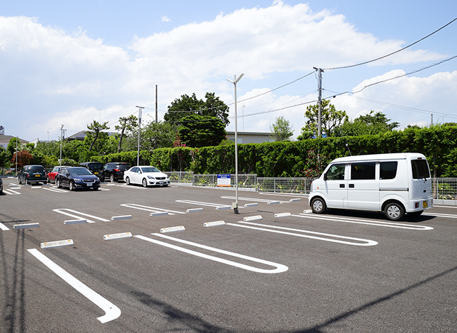 駐車場20台完備